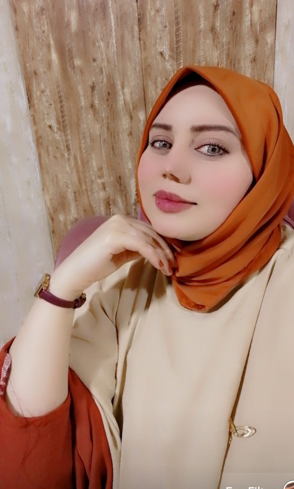 Zanib Mm_8I8Tn