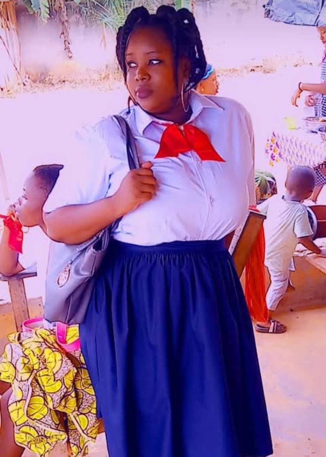 Barakissa Bert_XPQrG
