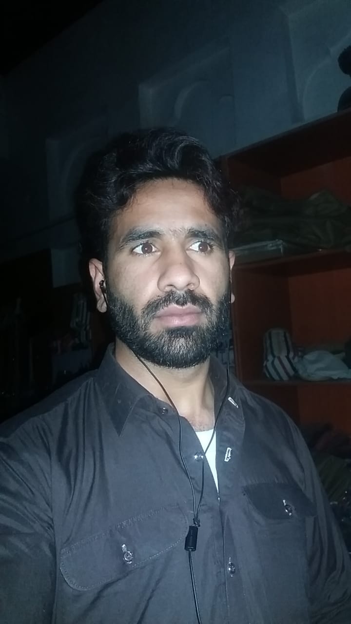 TARiQ KHAN_vKVIj