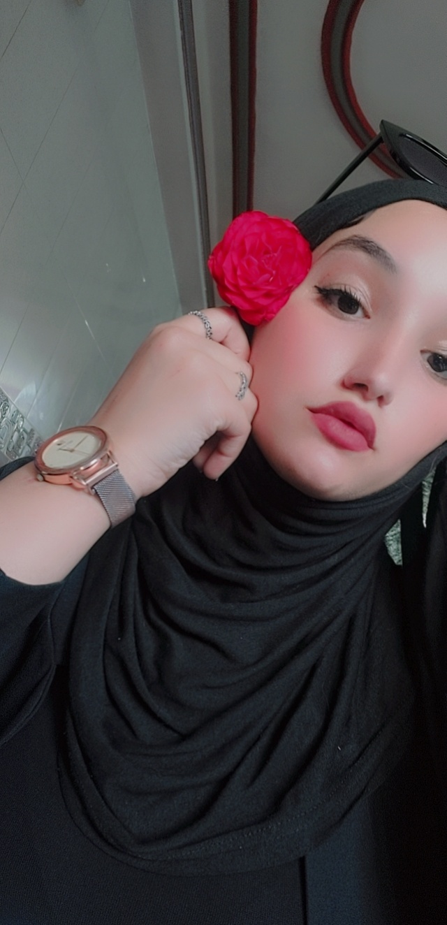 Batoul Herzallah_raXT6