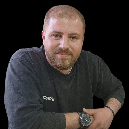 Momen almomani_LgBG7