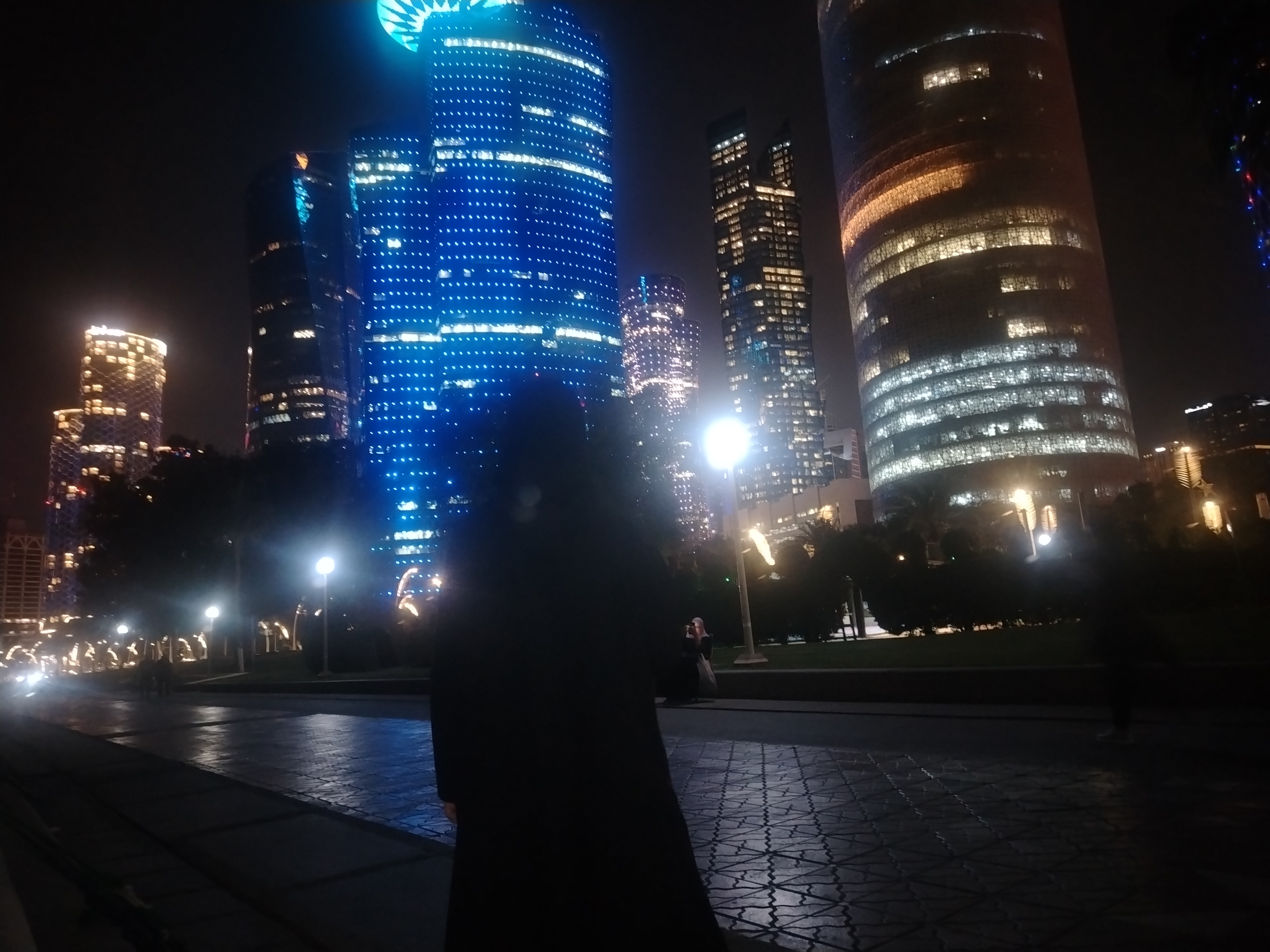Imen_yFhFi
